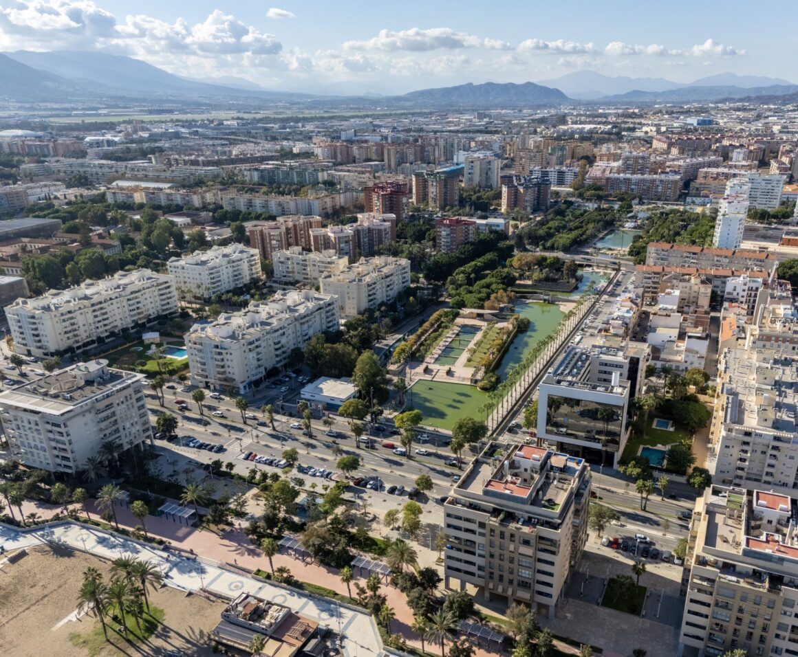 Málaga Playa - City & Sea View